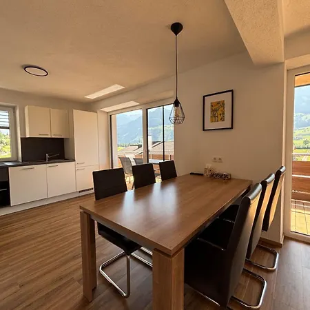 Koelblhof ハート・イム・ツィラータール